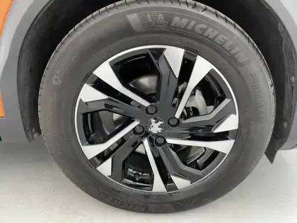 Photo 17 Peugeot 2008  PureTech 100 S&S BVM6