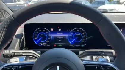 Photo 55 Mercedes EQB  250+