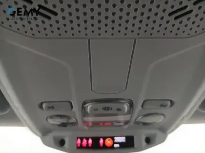 Photo 16 Peugeot 208  PureTech 100 S&S BVM6