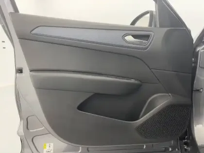 Photo 10 Renault Arkana  mild hybrid 140 EDC FAP - 22