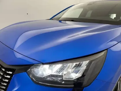 Photo 32 Peugeot 208  PureTech 100 S&S BVM6