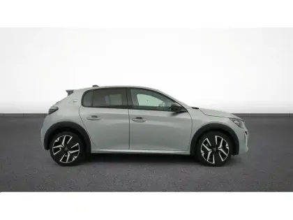 Photo 9 Peugeot 208  Hybrid 136 e-DCS6