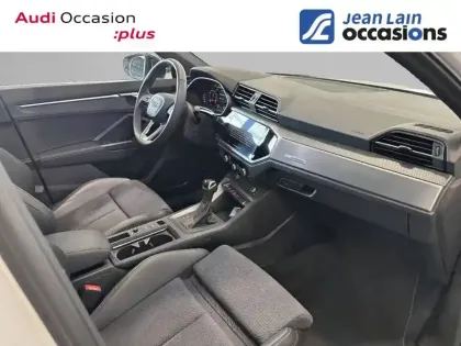 Photo 10 Audi Q3  Sportback 35 TFSI 150 ch S tronic 7