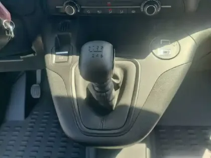 Photo 37 Peugeot Partner  FOURGON M 650 KG BLUEHDI 100 S&S BVM6