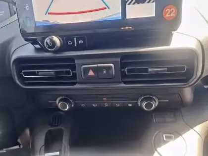 Photo 38 Peugeot Partner  FOURGON M 650 KG BLUEHDI 100 S&S BVM6