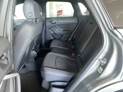 Photo 18 Audi Q3  35 TFSI 150 ch S tronic 7