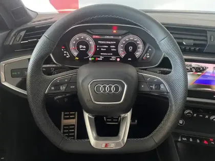 Photo 24 Audi Q3  35 TFSI 150 ch S tronic 7