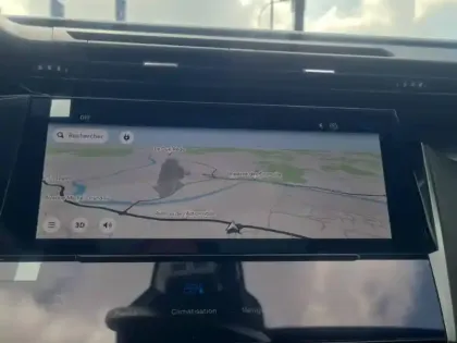 Photo 46 Peugeot 408  Electrique 58 kWh 210ch