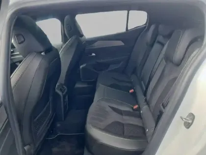 Photo 39 Peugeot 408  Electrique 58 kWh 210ch