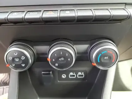 Photo 37 Renault Clio  TCe 90