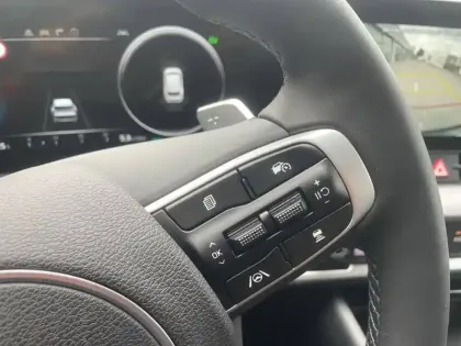 Photo 25 Kia Sportage Gén. V Ph1 Evo 30 Years 5