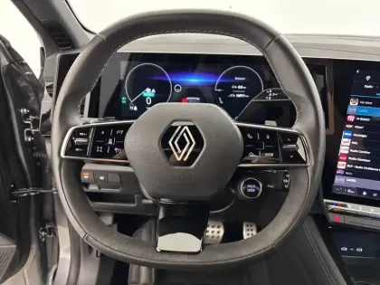 Photo 14 Renault Espace  E-Tech hybrid 200