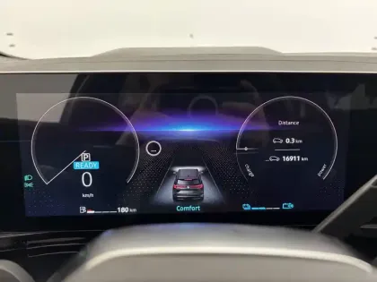 Photo 16 Renault Espace  E-Tech hybrid 200