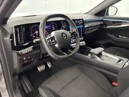 Photo 9 Renault Espace  E-Tech hybrid 200