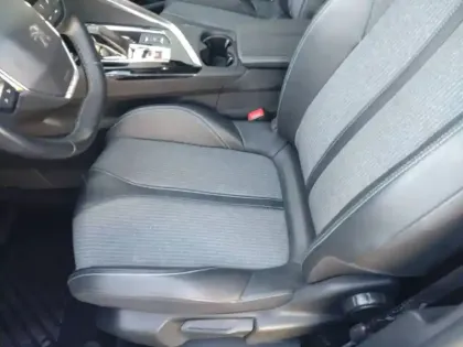 Photo 8 Peugeot 3008  Hybrid 225 e-EAT8