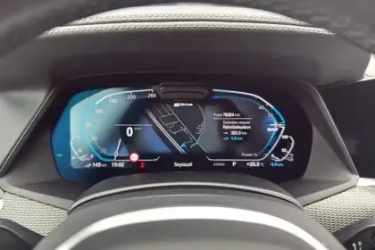 Photo 17 BMW X5  xDrive45e 394 ch BVA8