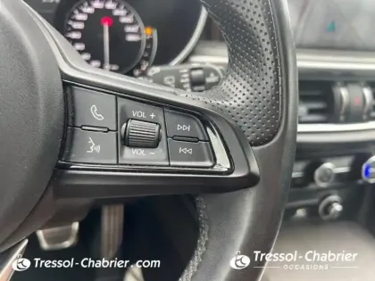Photo 10 Alfa Romeo Stelvio  2.2 210 ch Q4 AT8 Ti