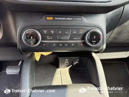 Photo 12 Ford Kuga  2.5 Duratec 190 ch FlexiFuel FHEV E85 Powershift Titanium