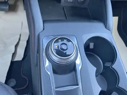 Photo 7 Ford Kuga 2.5 Duratec 190ch FHEV E85 ST-Line BVA