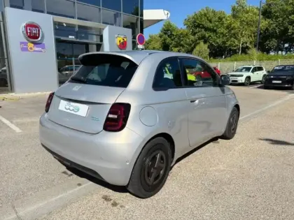 Photo 4 Fiat 500  e 118ch Giorgio Armani Collectors Edition MY25