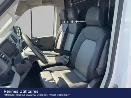 Photo 7 Volkswagen Crafter  Fg 35 L3H3 2.0 TDI 140ch Business Line Traction