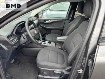 Photo 8 Ford Kuga  2.5 Duratec 190ch FHEV Titanium BVA i-AWD