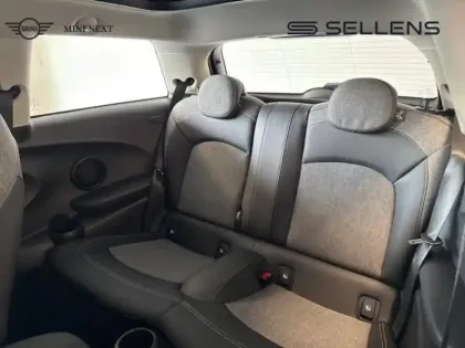 Photo 12 Mini Mini  Cooper SE 184ch Edition Camden BVA 5CV