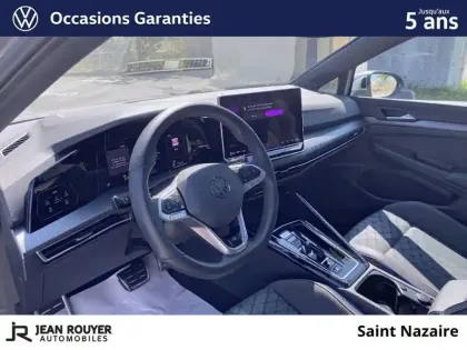 Photo 16 Volkswagen Golf  1.5 eTSI EVO2 150 DSG7