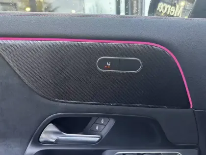 Photo 11 Mercedes GLA  200 d 8G-DCT