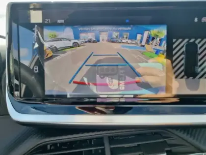 Photo 14 Peugeot 2008  Electrique 50 kWh 136 ch