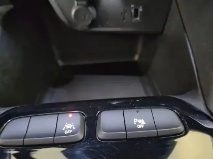 Photo 24 Opel Corsa  Electrique 136 ch & Batterie 50 kWh