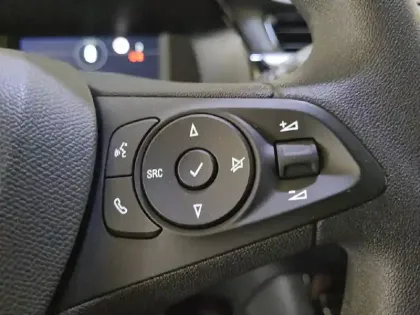 Photo 27 Opel Corsa  Electrique 136 ch & Batterie 50 kWh