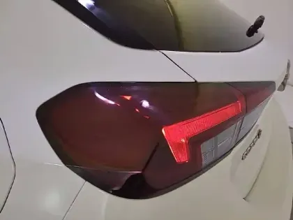 Photo 16 Opel Corsa  Electrique 136 ch & Batterie 50 kWh