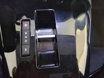 Photo 13 Opel Corsa  Electrique 136 ch & Batterie 50 kWh