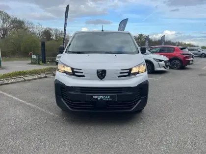 Photo 48 Peugeot Expert  FGN M BLUEHDI 145 S&S EAT8