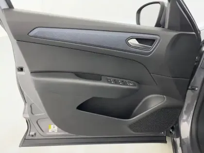 Photo 10 Renault Arkana  mild hybrid 140 EDC FAP - 22