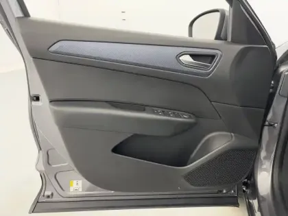 Photo 10 Renault Arkana  mild hybrid 140 EDC FAP - 22