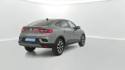 Photo 4 Renault Arkana  mild hybrid 140 EDC FAP - 22