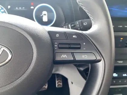 Photo 14 Hyundai Bayon  1.0 T-GDi 100 DCT-7 Hybrid 48V