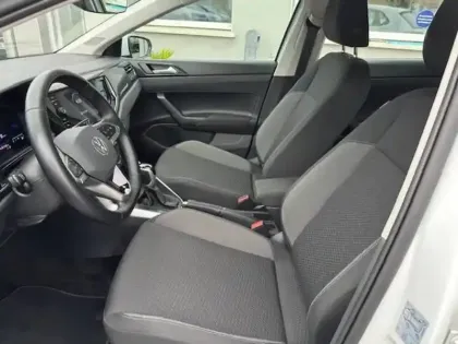 Photo 61 Volkswagen Polo  1.0 TSI 95 S&S DSG7