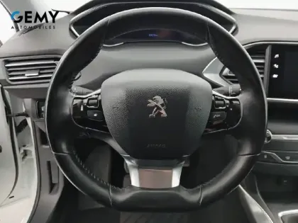 Photo 12 Peugeot 308  BlueHDi 100ch S&S BVM6