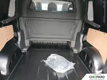 Photo 7 Citroën Jumpy E- CAB APPROFONDIE M 100 KW (136 CH) BATTERIE 75 KWH