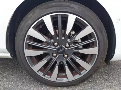 Photo 16 Ford Fiesta  1.0 EcoBoost 125 ch S&S mHEV Powershift