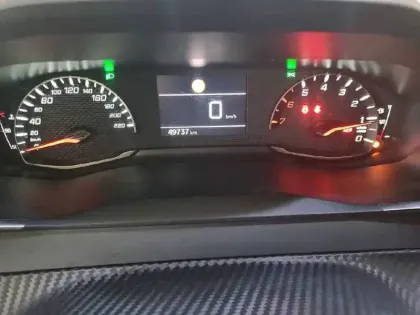 Photo 9 Peugeot 208  BlueHDi 100 S&S BVM6