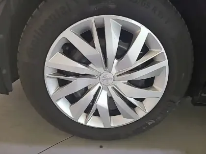 Photo 12 Peugeot 208  BlueHDi 100 S&S BVM6