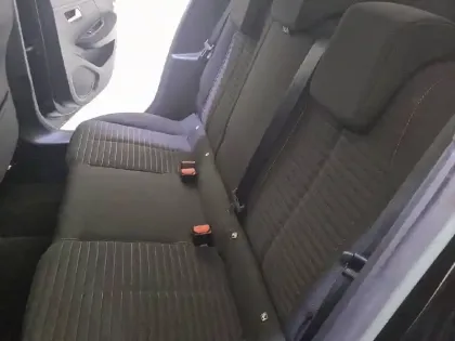 Photo 11 Peugeot 208  BlueHDi 100 S&S BVM6