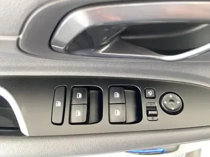 Photo 11 Hyundai Bayon  1.0 T-GDi 100 Hybrid 48V