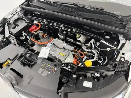 Photo 49 Renault Megane  E-Tech 220 ch autonomie confort GSR2