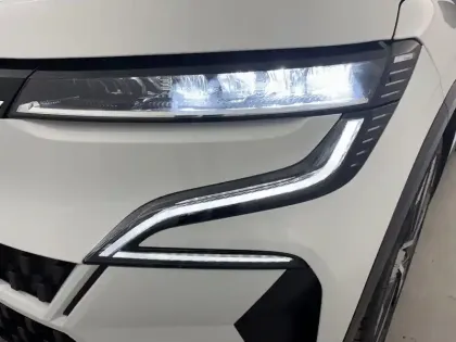 Photo 50 Renault Megane  E-Tech 220 ch autonomie confort GSR2