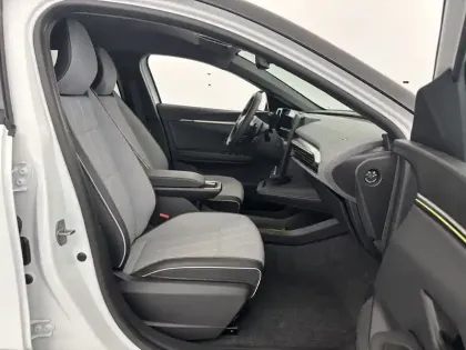 Photo 38 Renault Megane  E-Tech 220 ch autonomie confort GSR2